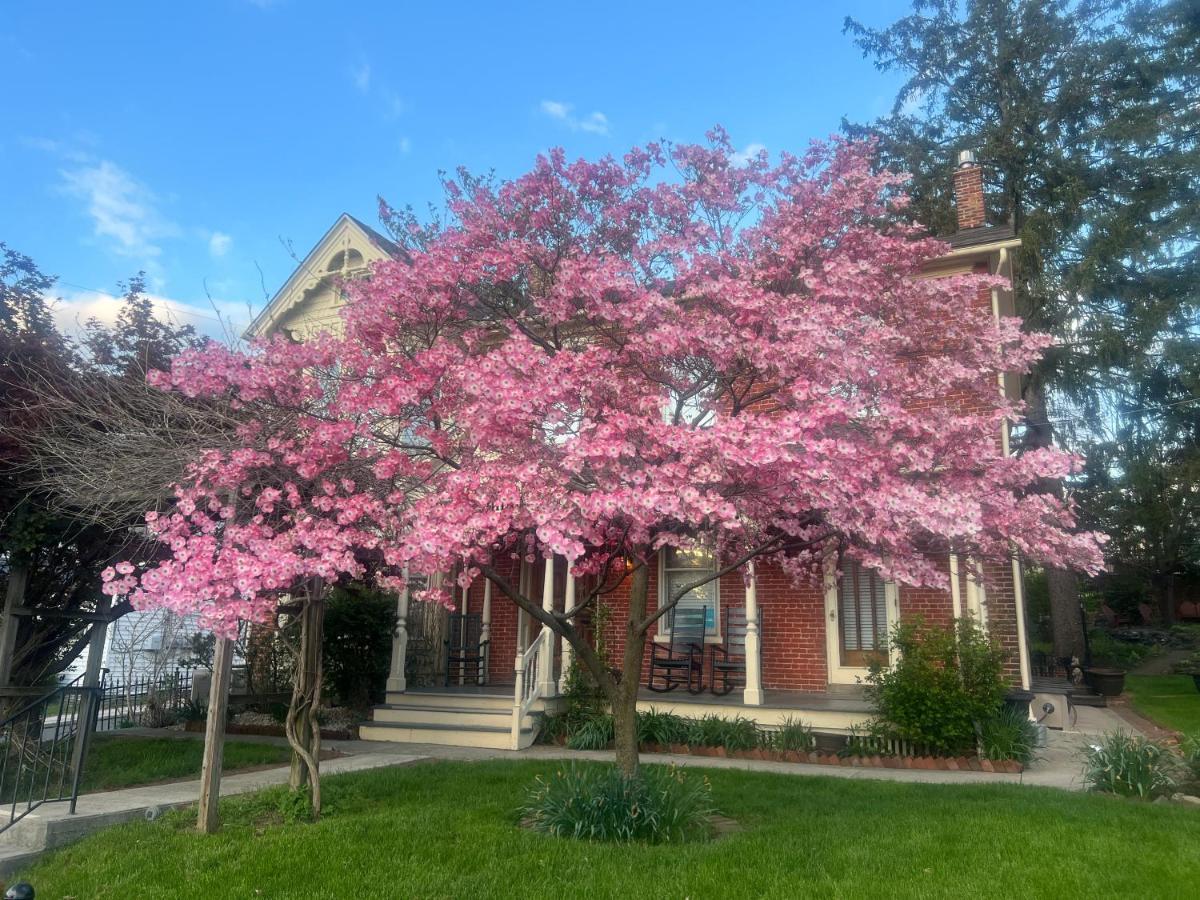 Brickhouse Inn B&B Gettysburg Bagian luar foto
